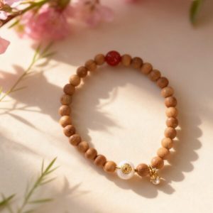 240五条经文天然珍珠隔珠红玛瑙花苞吊坠-女款-600x600-1.jpg D209 Timeless Wood Bracelet