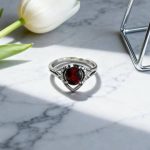 D155 Crimson Rhyme Flowing Light Ring