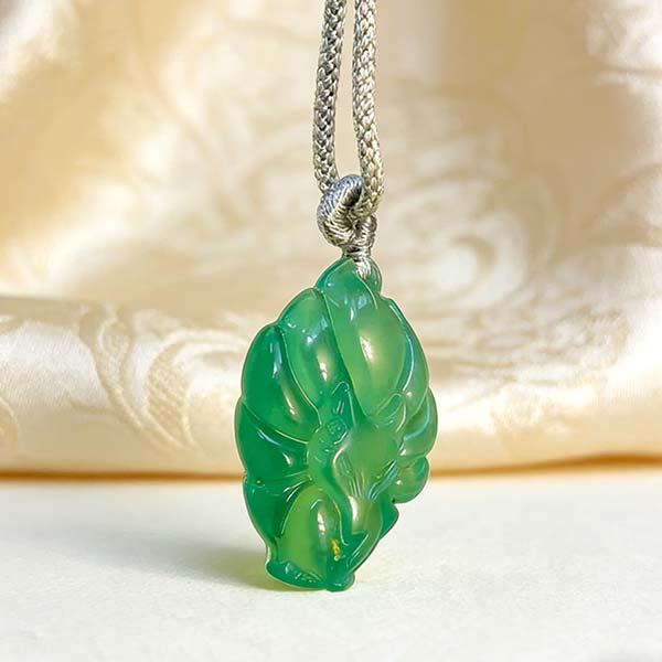 img_v3_02q0_2acc72b9-f2d1-4b79-9bb2-74586915a4hu-600x625-1 D116 Pendant Necklace: Green Fox Totem