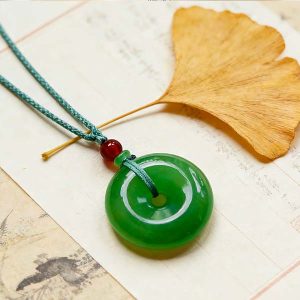 D117 Pendant Necklace: Green Harmony Circle