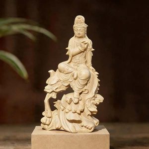 D126 Peachwood Avalokiteshvara (Guanyin)
